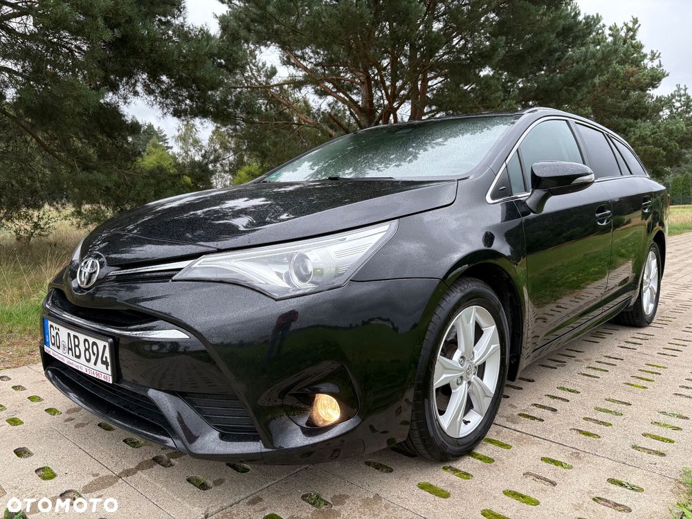 Toyota Avensis Touring Sports 2.0 D-4D Edition S+ - 17