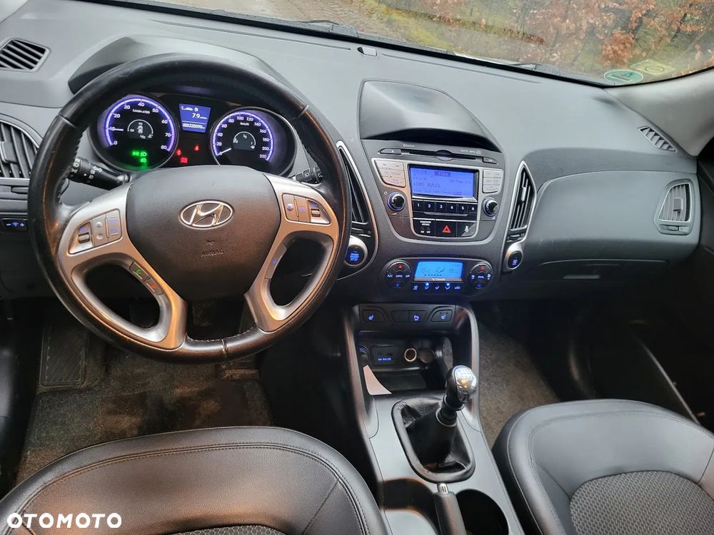 Hyundai Tucson - 16