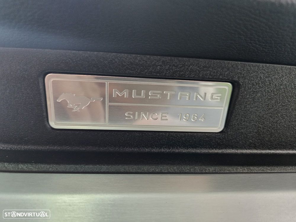 Ford Mustang 2.3 Eco Boost - 31