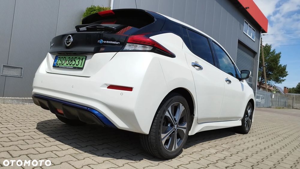 Nissan Leaf 40 kWh N-Connecta - 16