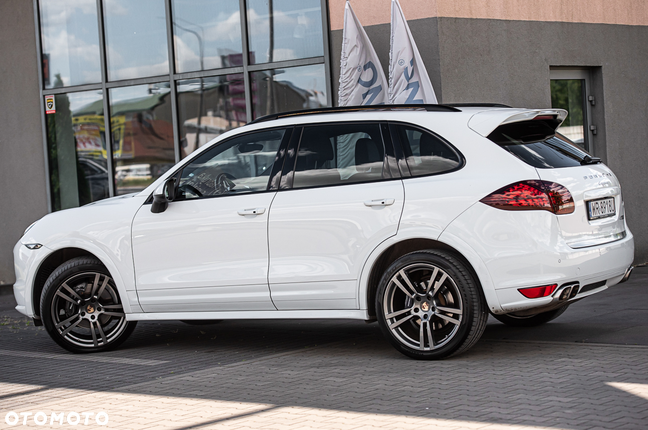 Porsche Cayenne Diesel Platinum Edition - 6