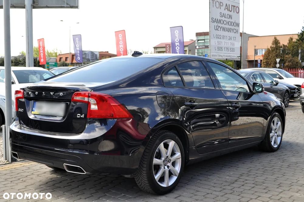Volvo S60 D4 Drive-E Dynamic Edition (Kinetic) - 9