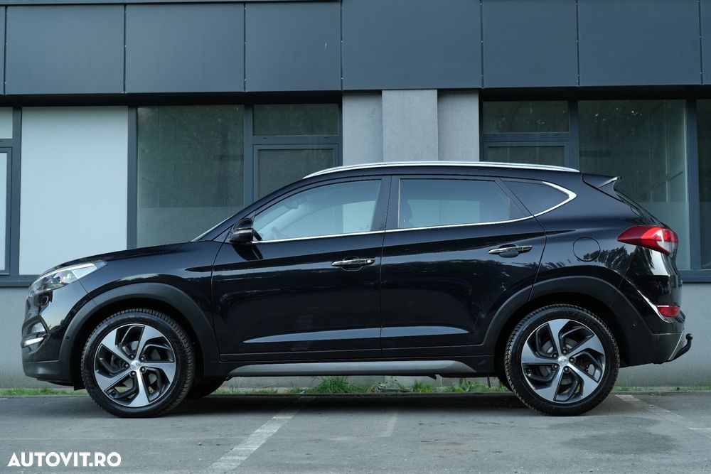 Hyundai Tucson 2.0 CRDI 4WD Automatik Premium - 24