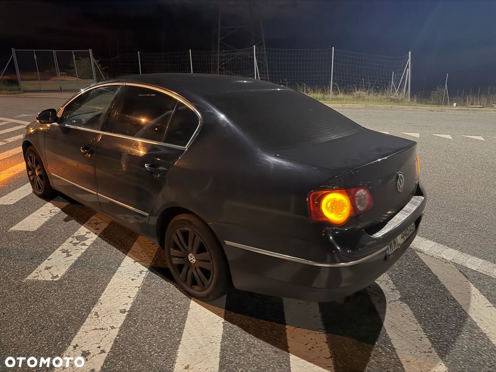 Volkswagen Passat 2.0 TDI DPF Highline DSG - 18