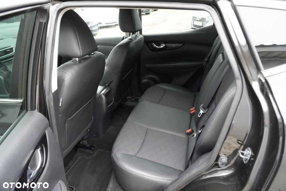 Nissan Qashqai 1.2 DIG-T Tekna EU6 - 8