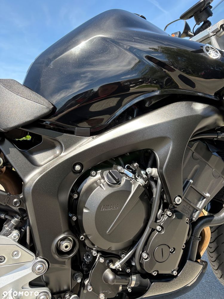 Yamaha FZ6 - 16