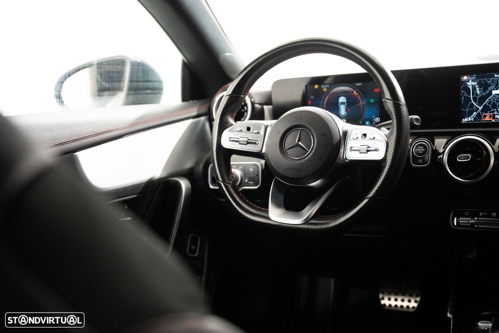 Mercedes-Benz CLA 200 Shooting Brake Style Aut. - 11