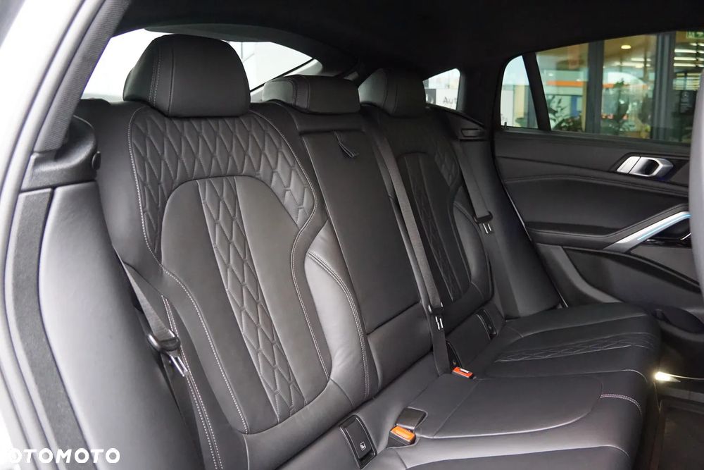 BMW X6 xDrive40d M Sport - 25