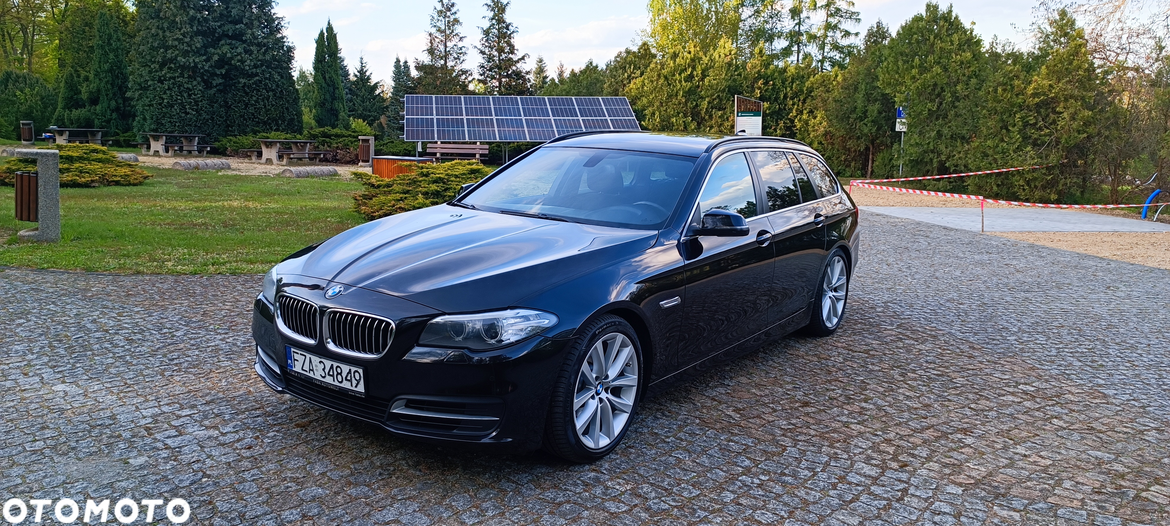 BMW Seria 5 520d Touring - 9