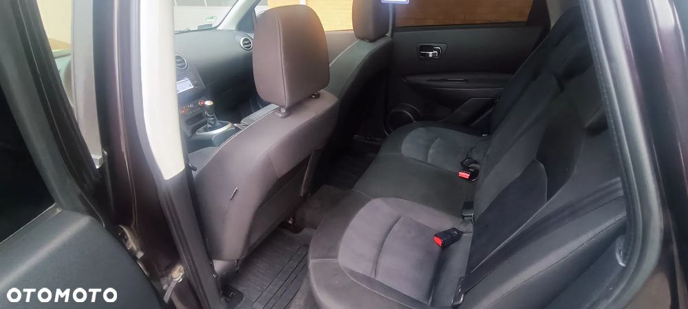 Nissan Qashqai 2.0 dCi Tekna - 23