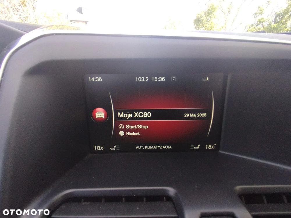 Volvo XC 60 D4 Momentum - 22