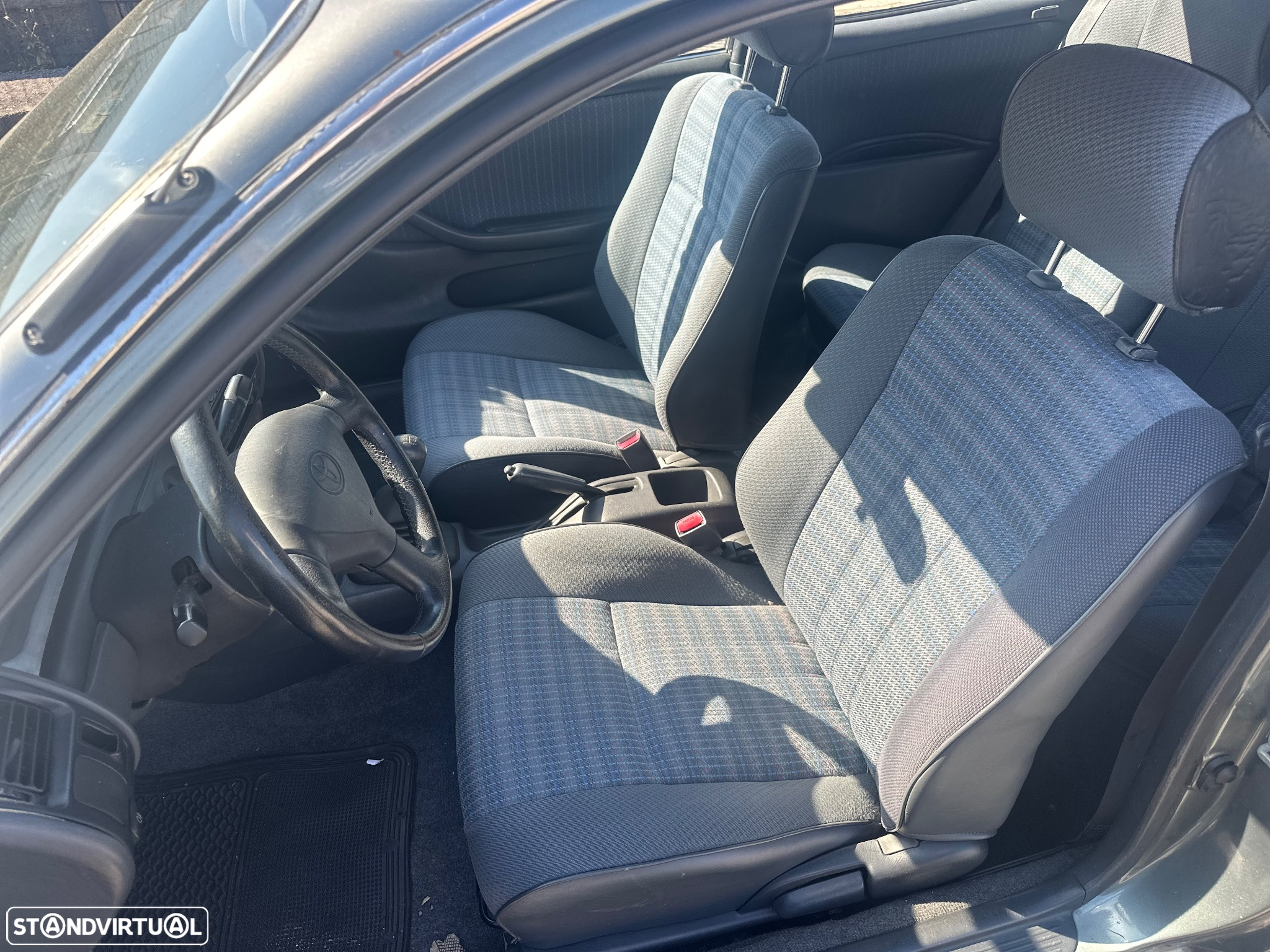 Toyota Corolla 2.0 D-4D Sol - 4