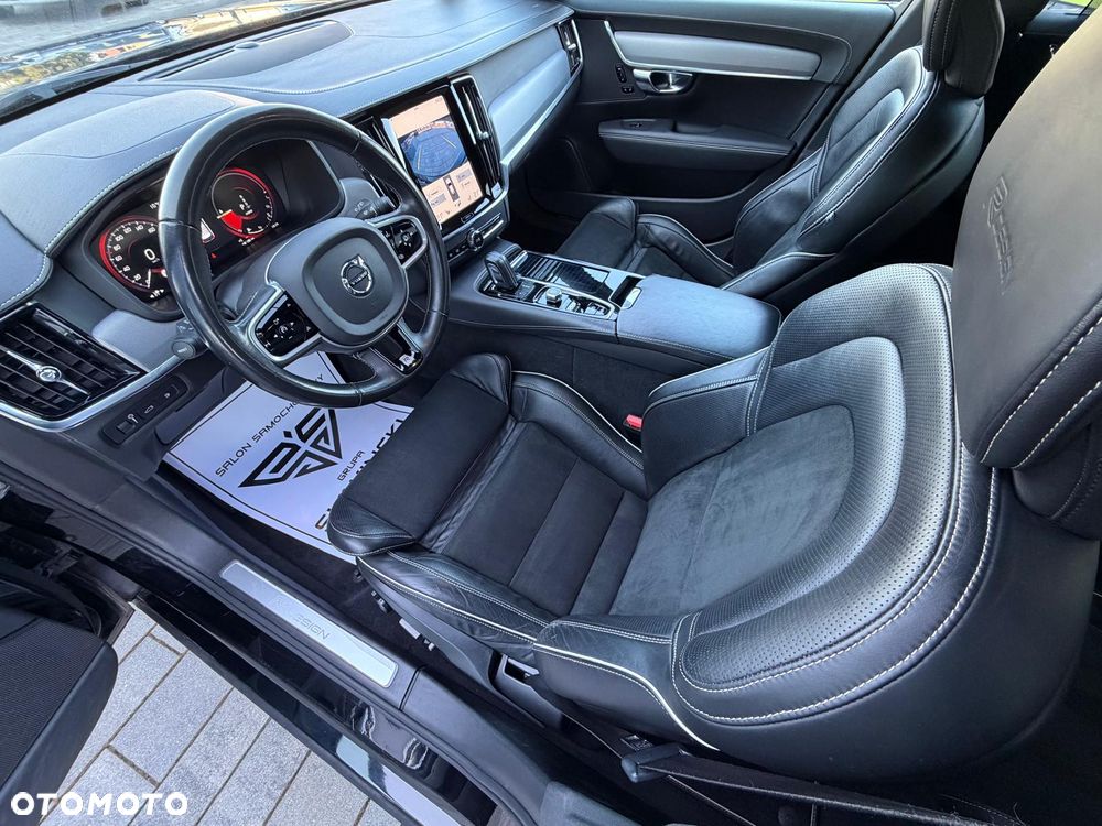 Volvo V90 T8 AWD Plug-In Hybrid R-Design - 22