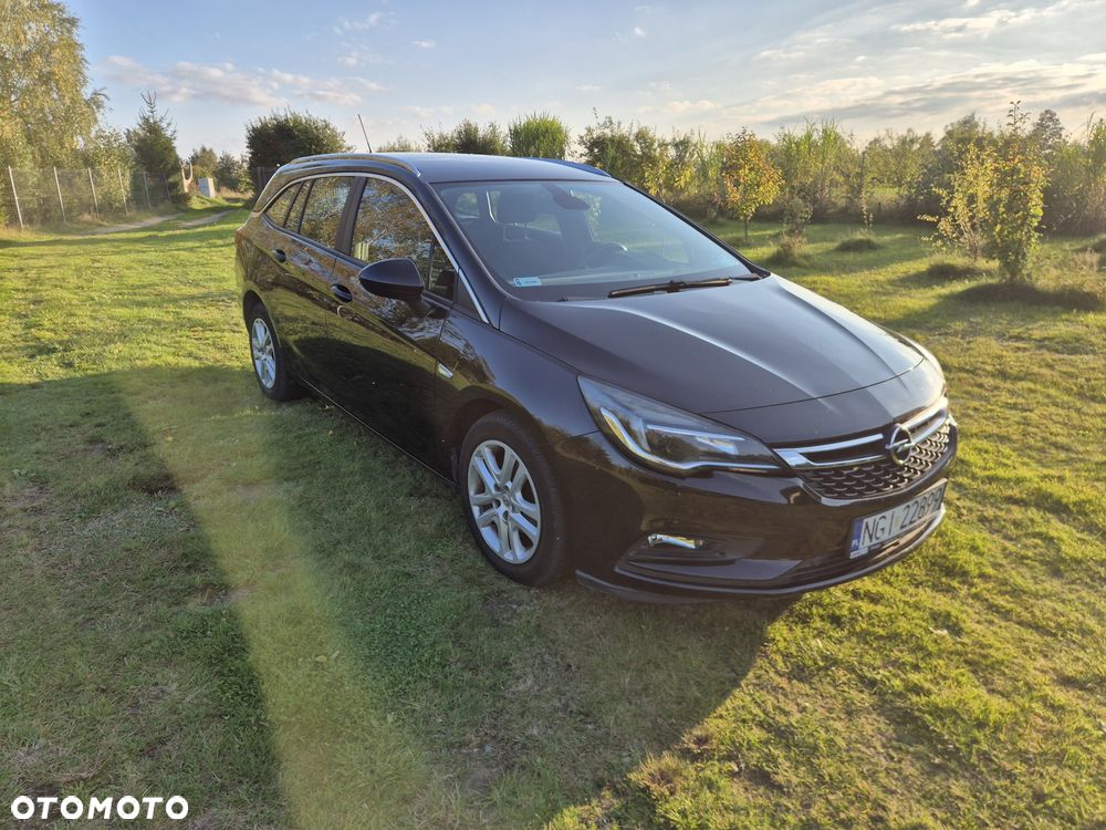 Opel Astra 2016 photo 2