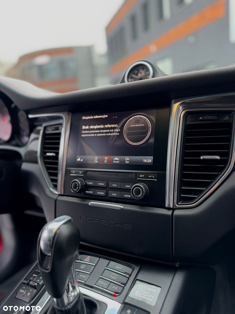 Porsche Macan GTS - 22