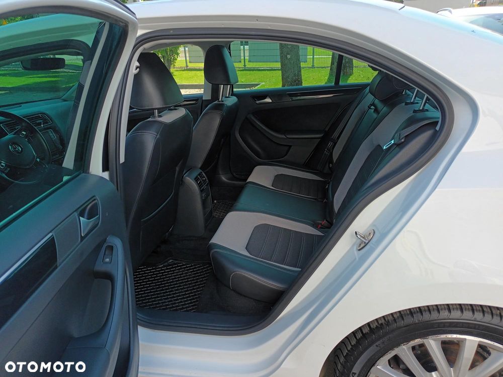 Volkswagen Jetta 1.4 TSI BMT Comfortline - 8