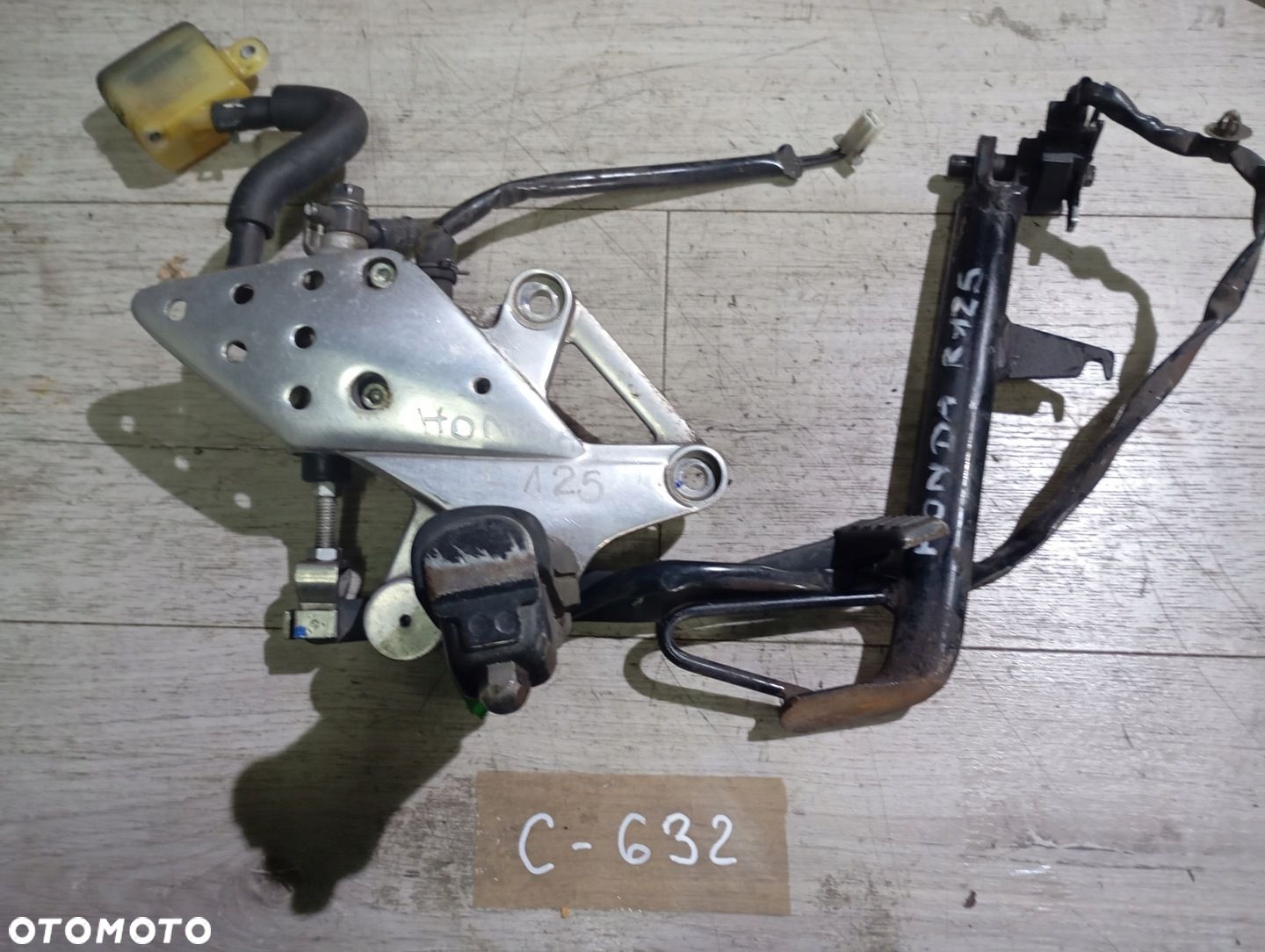 Set podnóżek kierowcy pompa hamulcowa HONDA CBR 125 R - 1