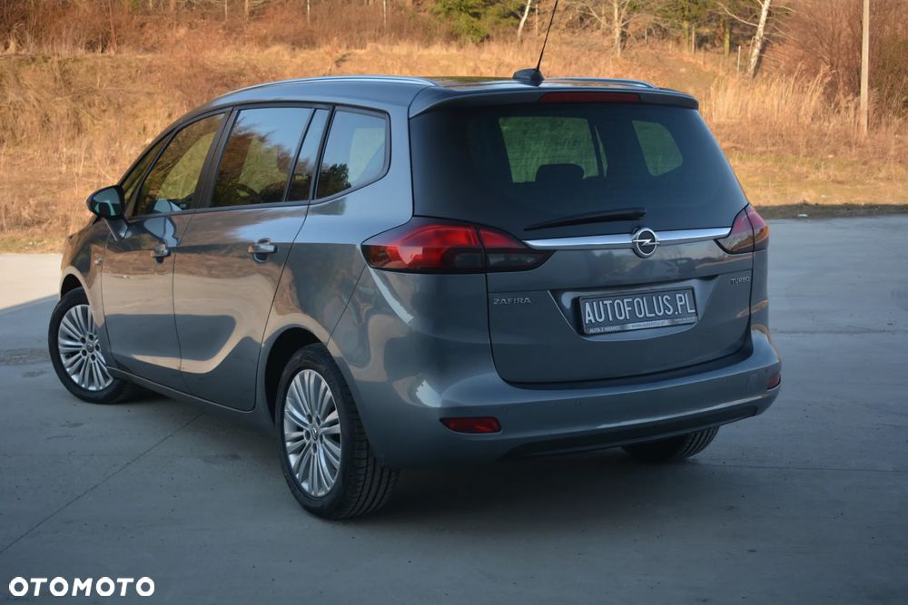 Opel Zafira - 18