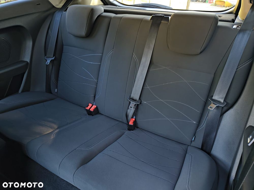 Ford Fiesta - 7
