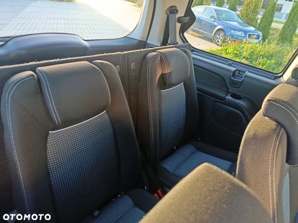 Ford Galaxy 2.0 TDCi Trend - 21