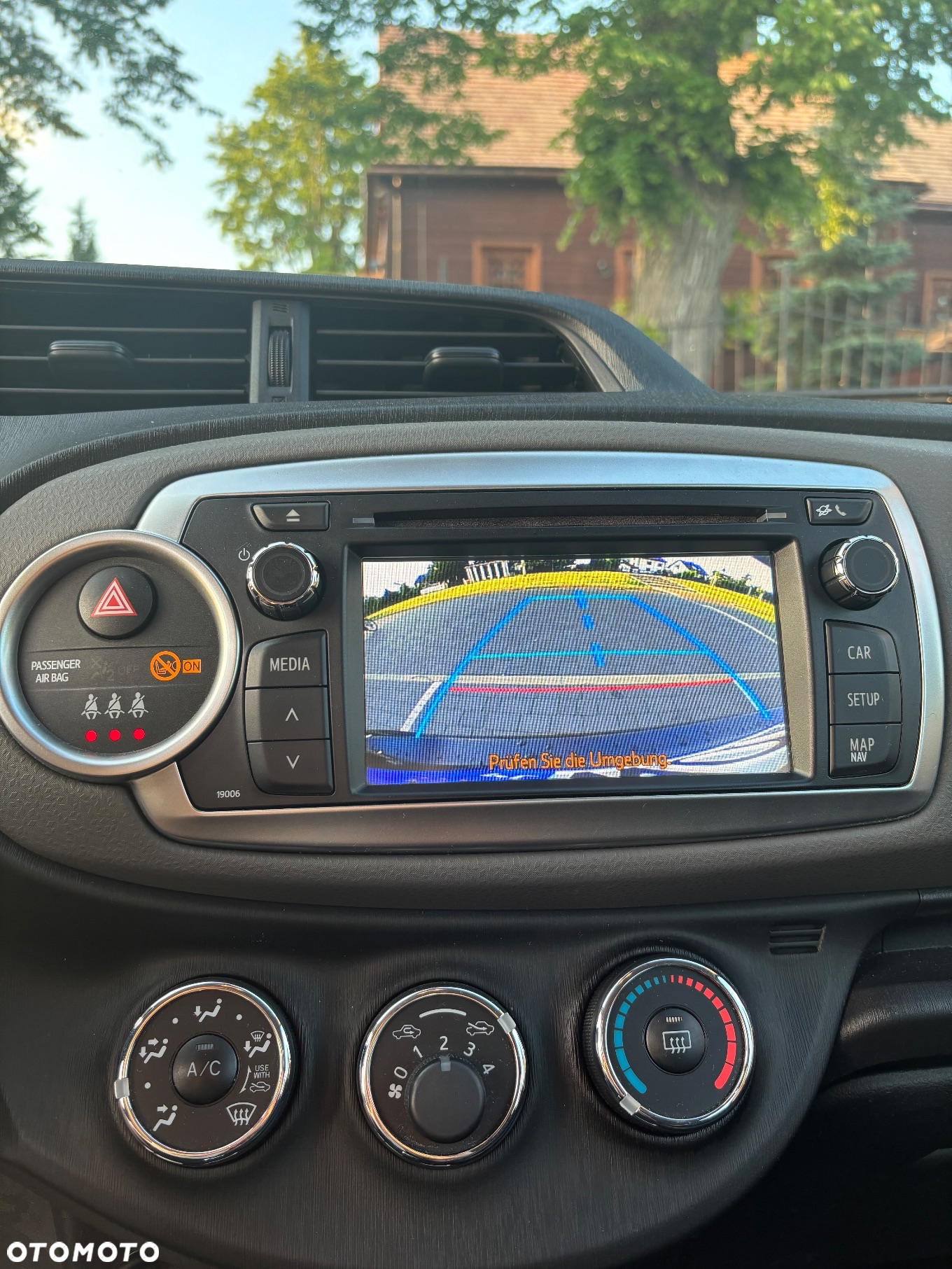 Toyota Yaris 1.33 VVT-i - 12