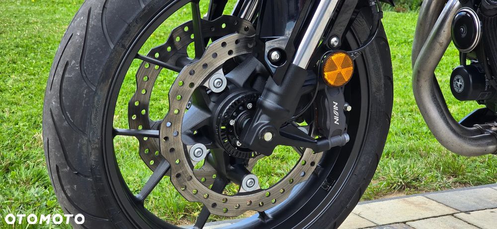 Honda CB - 9