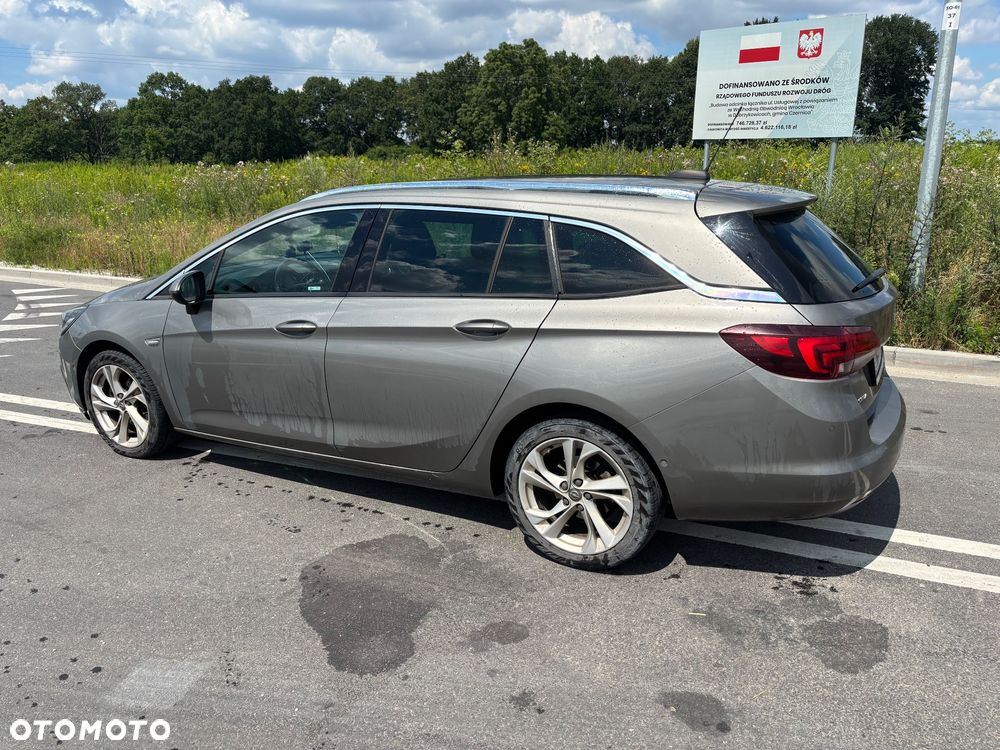 Opel Astra V 1.6 CDTI Dynamic - 8