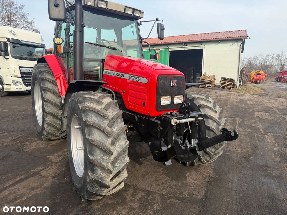 Massey Ferguson 6255 - 2