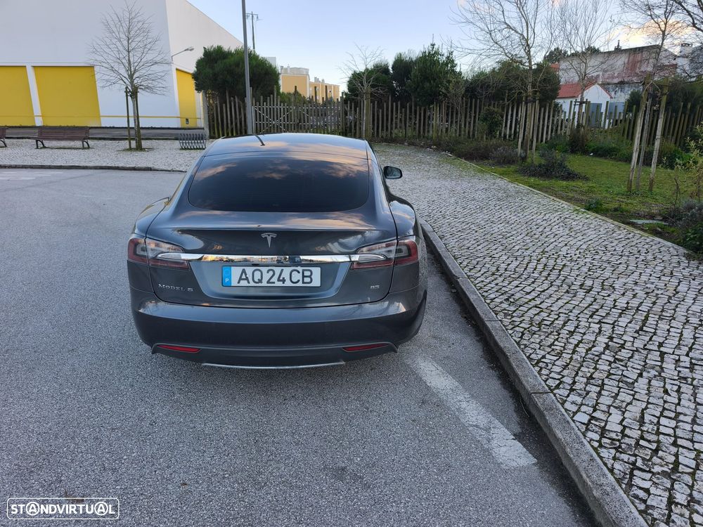 Tesla Model S Standard - 6