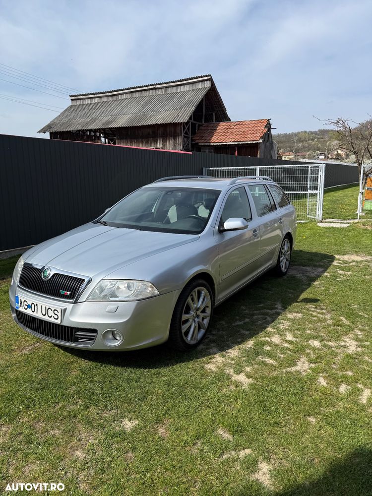 Skoda Octavia 2.0 TDI DPF RS - 2
