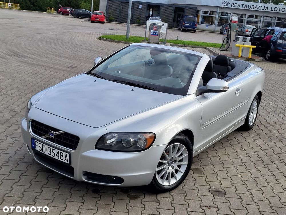 Volvo C70 2.0D Momentum - 39