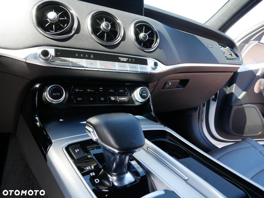 Kia Stinger 3.3 T-GDI V6 GT Prestige Line AWD - 17
