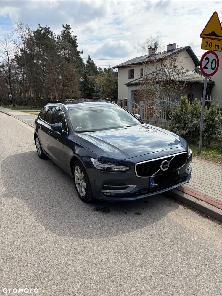 Volvo V90 D4 Geartronic Momentum Pro - 1