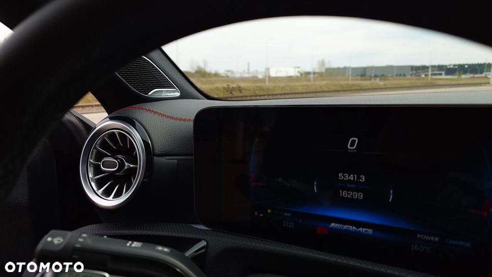 Mercedes-Benz CLA AMG 35 mHEV 4-Matic 8G-DCT - 17
