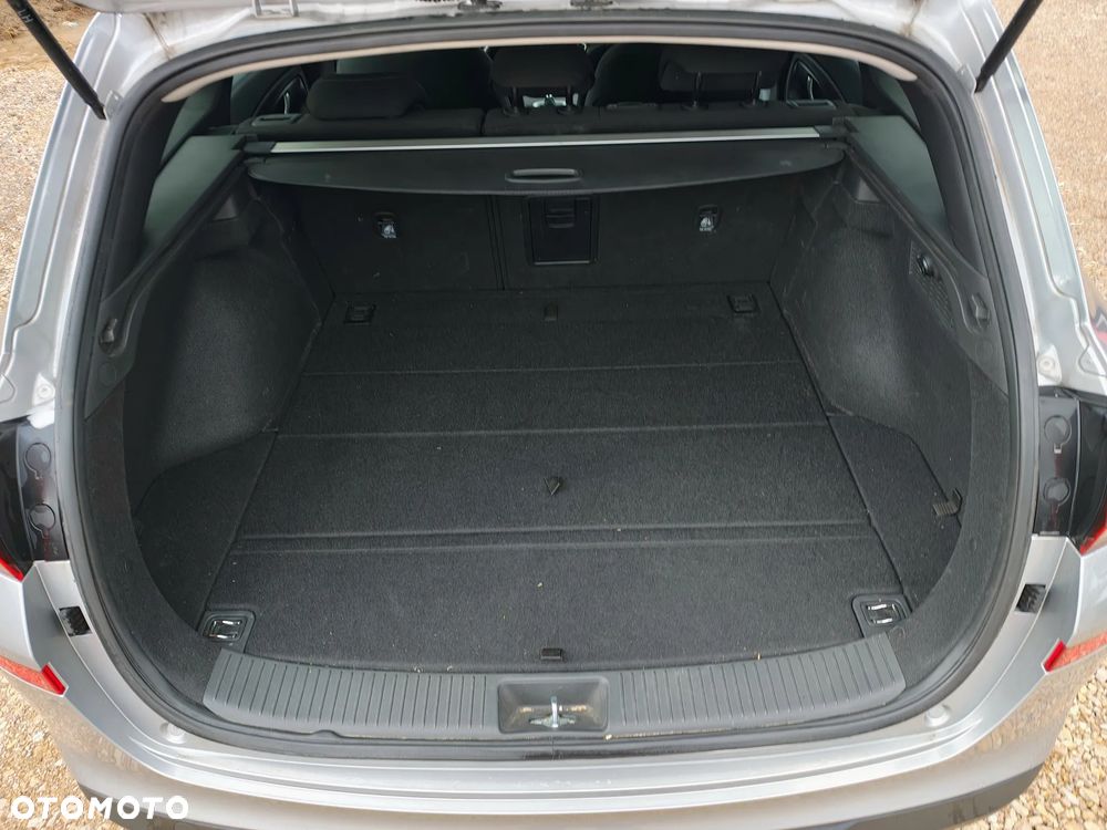Hyundai i30 1.5 T-GDI 48V Smart - 28