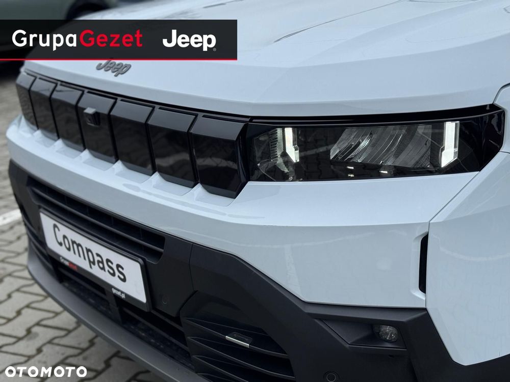 Jeep Compass - 11