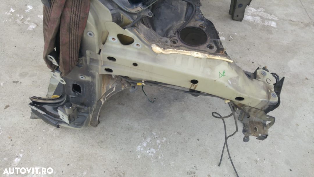 lonjeron dreapta  renault clio 3 dupa 2007 1.2 b - 1