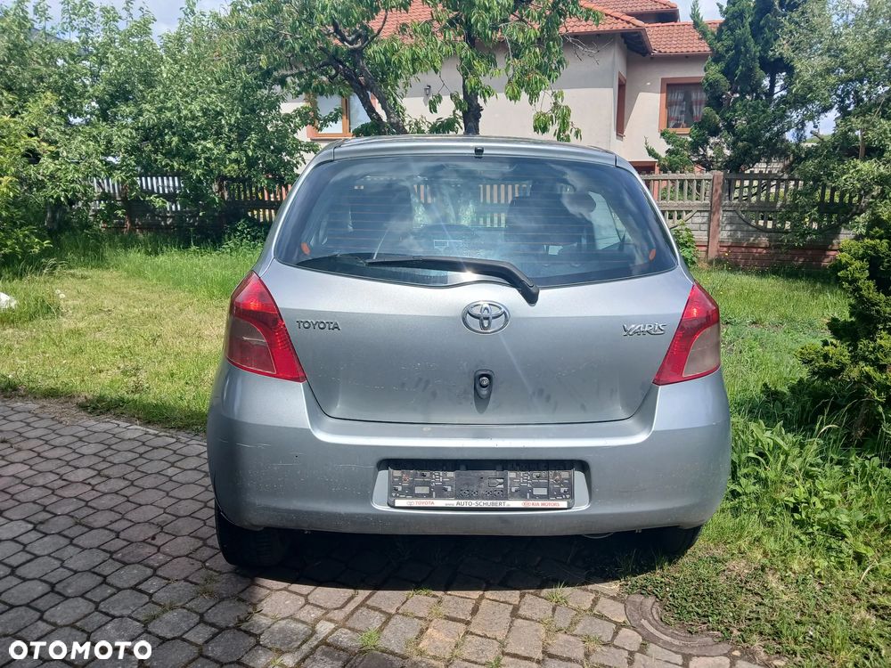 Toyota Yaris 1.0 VVT-i Luna - 7