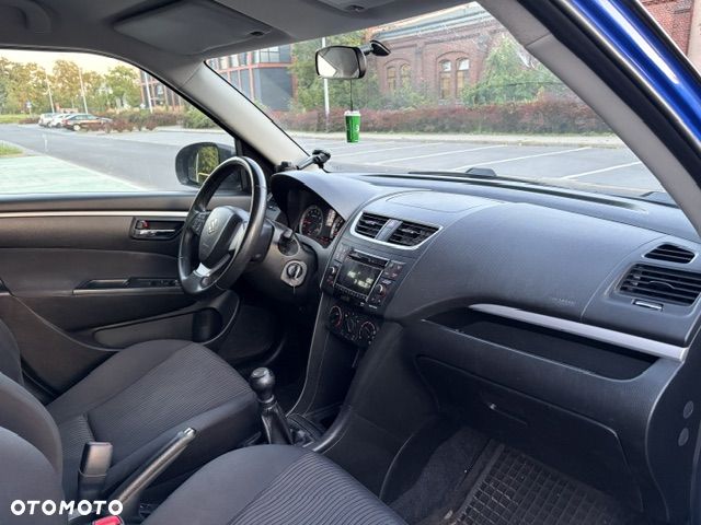 Suzuki Swift 1.2 Premium - 6