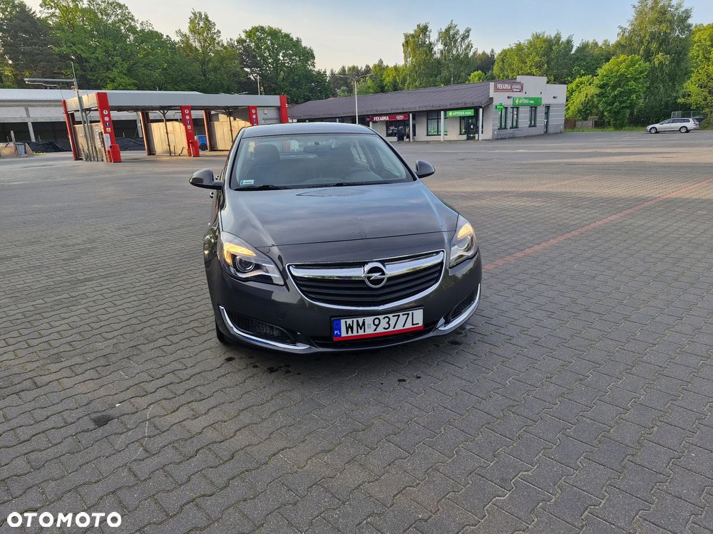 Opel Insignia 1.8 - 1