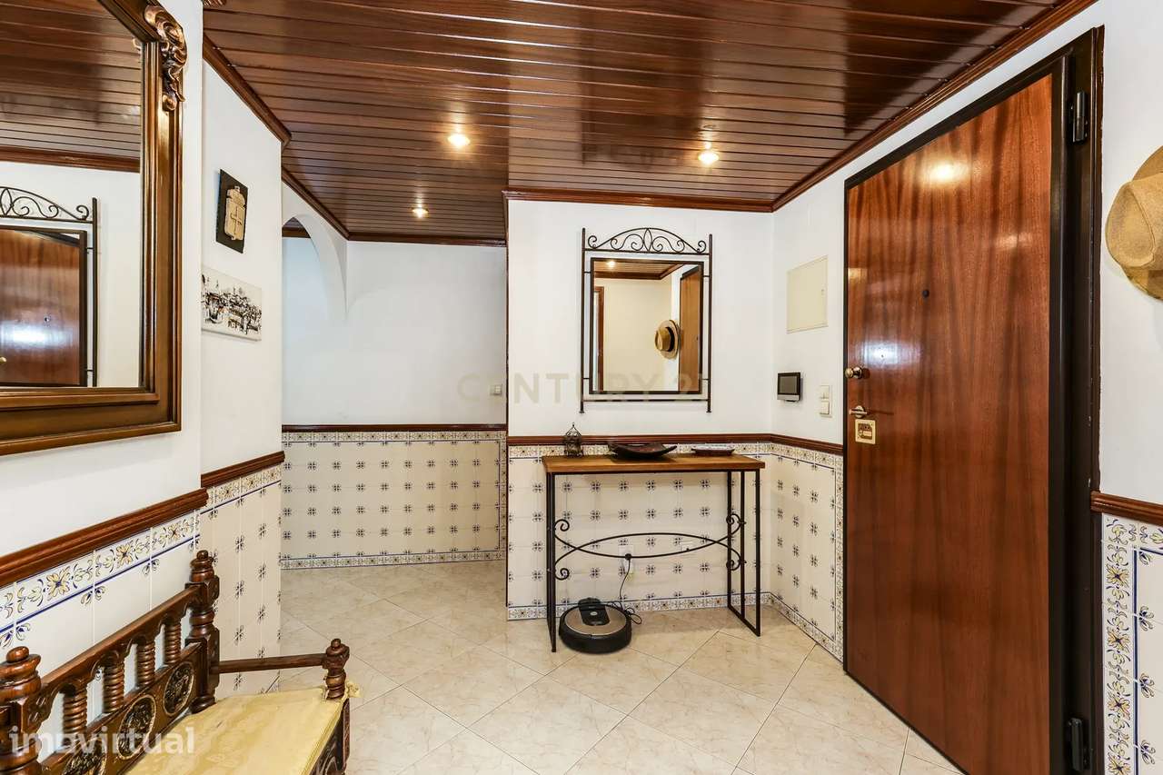 UMA CASA DE SONHO - T4 em Queluz - Grande imagem: 2/28