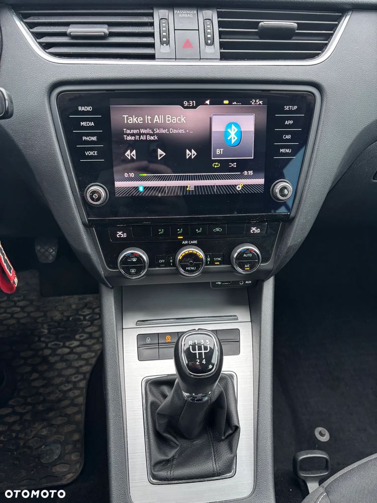 Skoda Octavia 1.6 TDI Ambition - 11