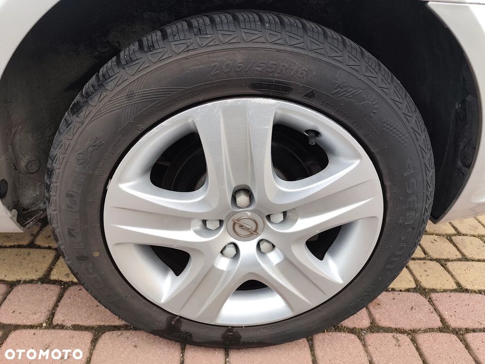 Opel Astra 1.6 Edition - 31