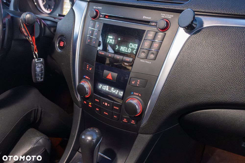 Suzuki Kizashi 2.4 Sport 4WD CVT - 31