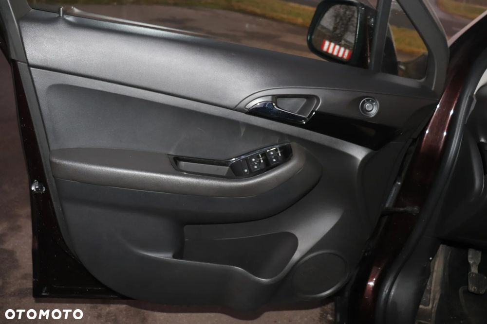 Chevrolet Orlando 1.8 LS+ - 21