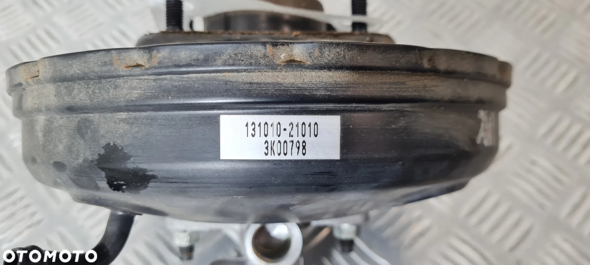 Suzuki Jimny 1.3 Pompa Serwo Hamulcowe - 6