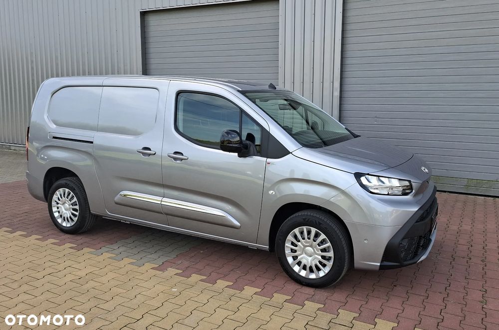 Toyota Proace City - 23