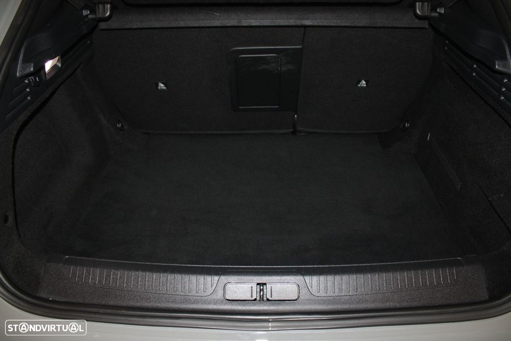 DS DS4 4 1.2 PureTech Performance Line EAT8 - 33