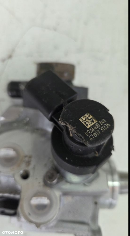 Pompa wtryskowa Mercedes w213 w447 A6540701503 - 3