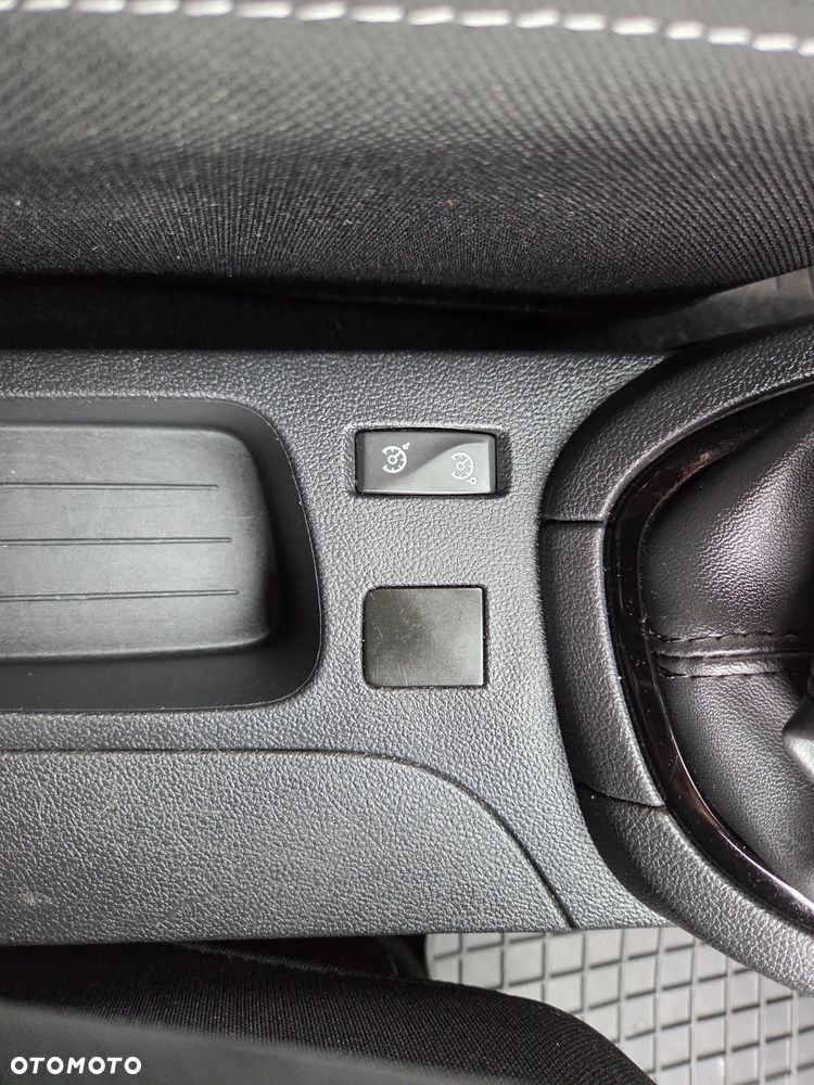 Renault Clio - 20